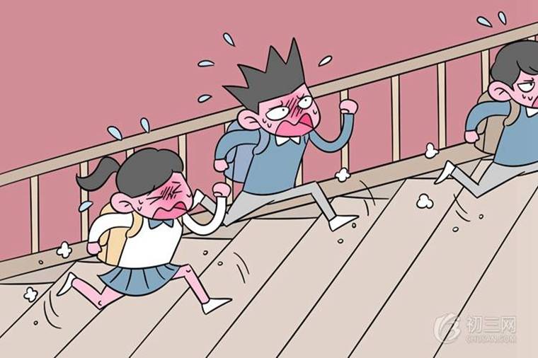 武汉暴雨中考延迟是怎么回事 中考延迟一小时的原因