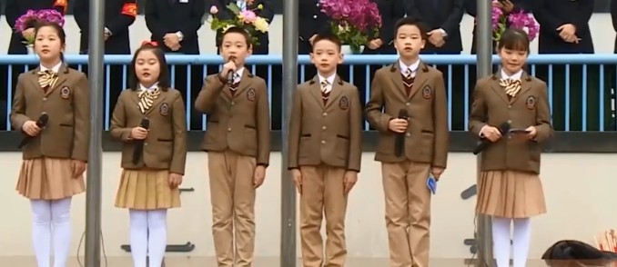成都小学生六国语言主持