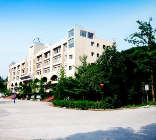 达州全星职业技术学校环境