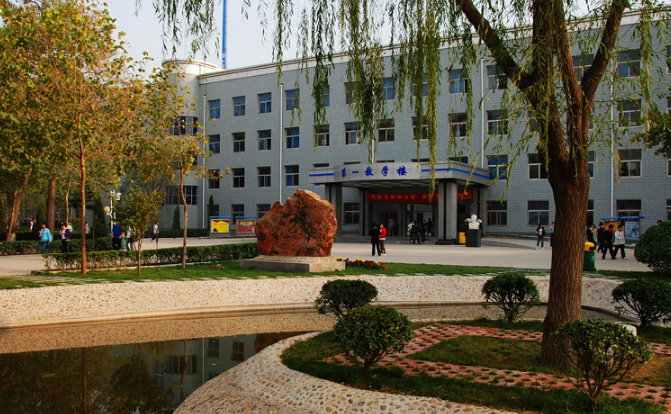 石家庄工程技术学校环境