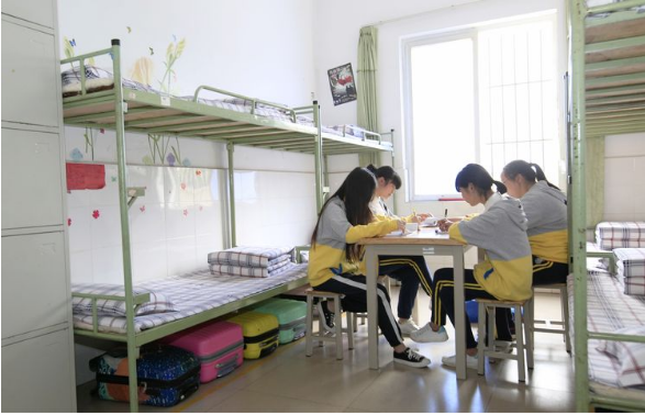 成都汽车职业技术学校宿舍条件