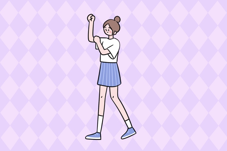 初中毕业上中专女生学什么专业好